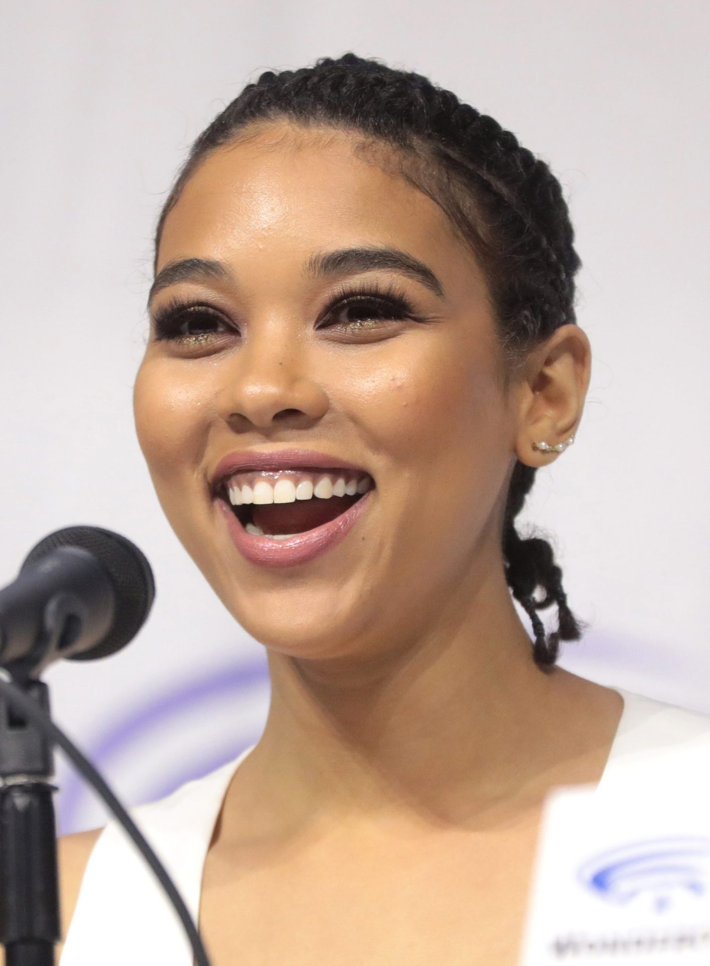 Alexandra Shipp Height, Age, Body Measurements, Wiki