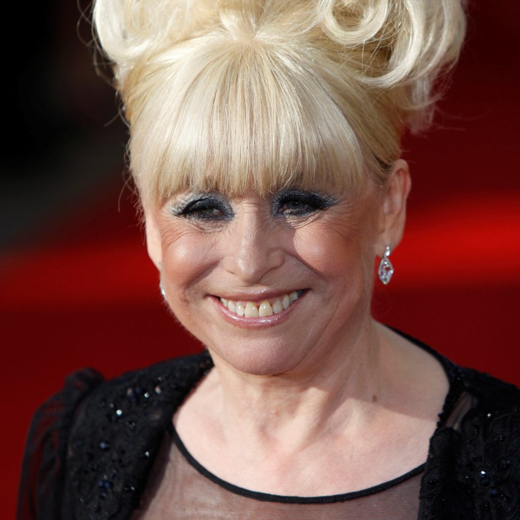 barbara windsor height        
        <figure class=