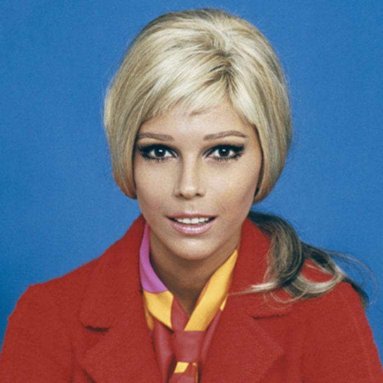 nancy-sinatra-height-age-body-measurements-wiki