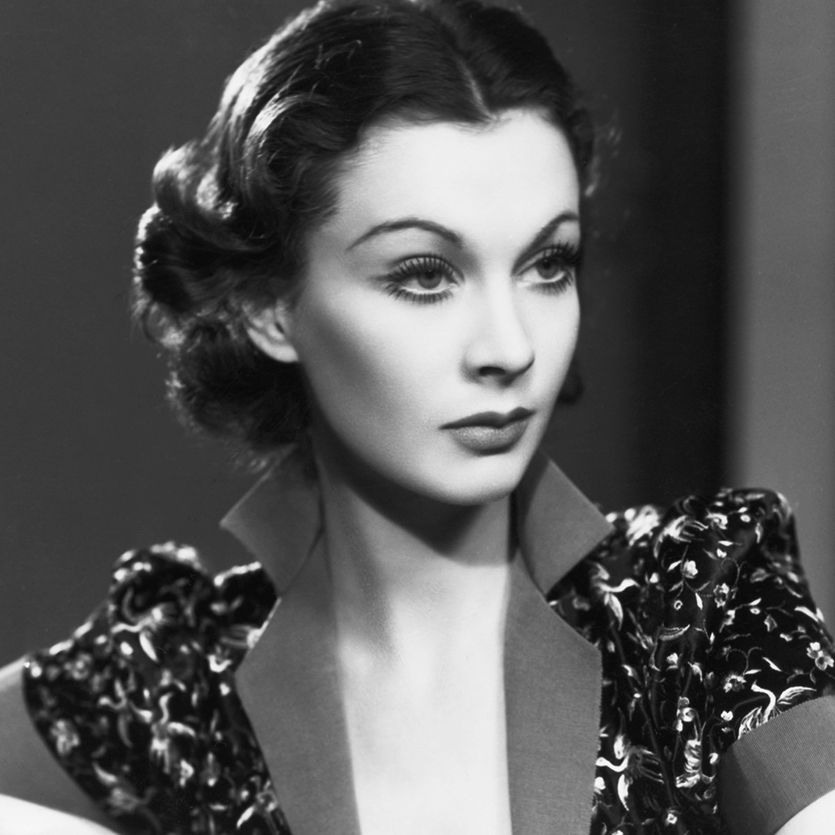 vivien-leigh-height-age-body-measurements-wiki