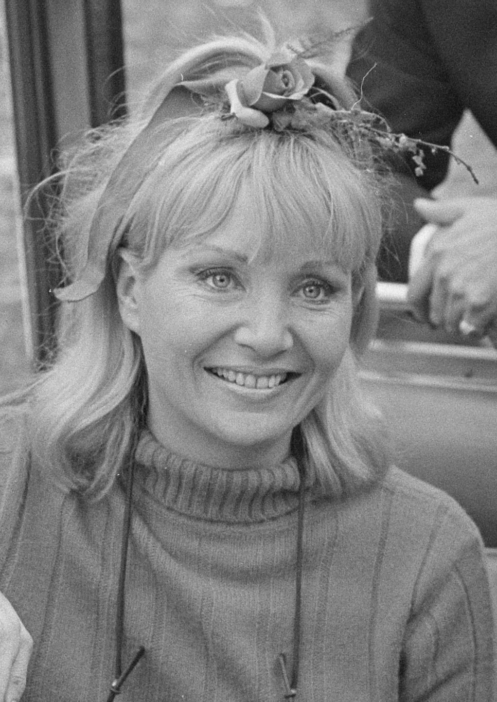 Susan Oliver Height Age Body Measurements Wiki 